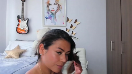 isabelhills  25-03-2022